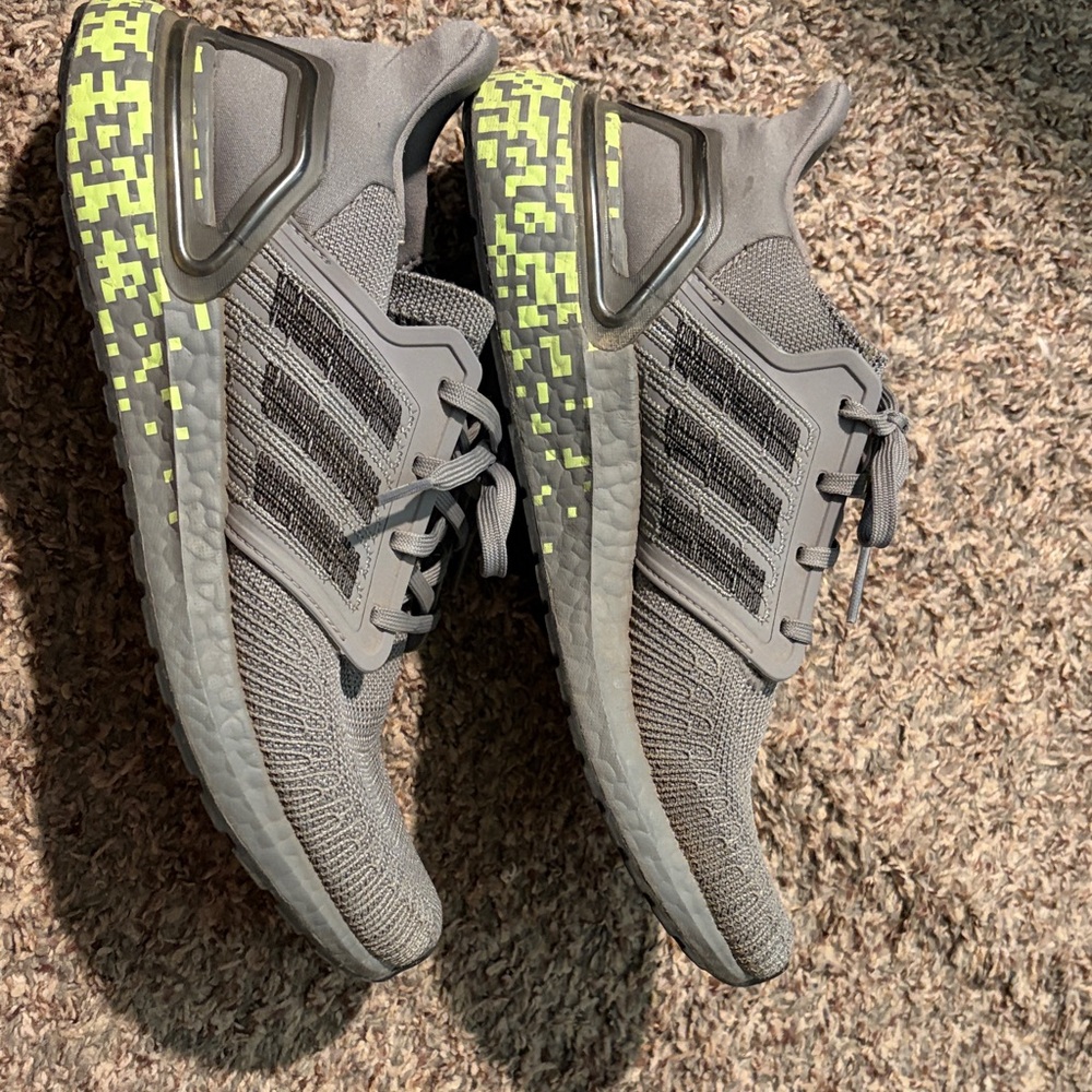 Women’s Adidas Ultra boost Gray Knit Training Sneakers - Picture 6 of 6